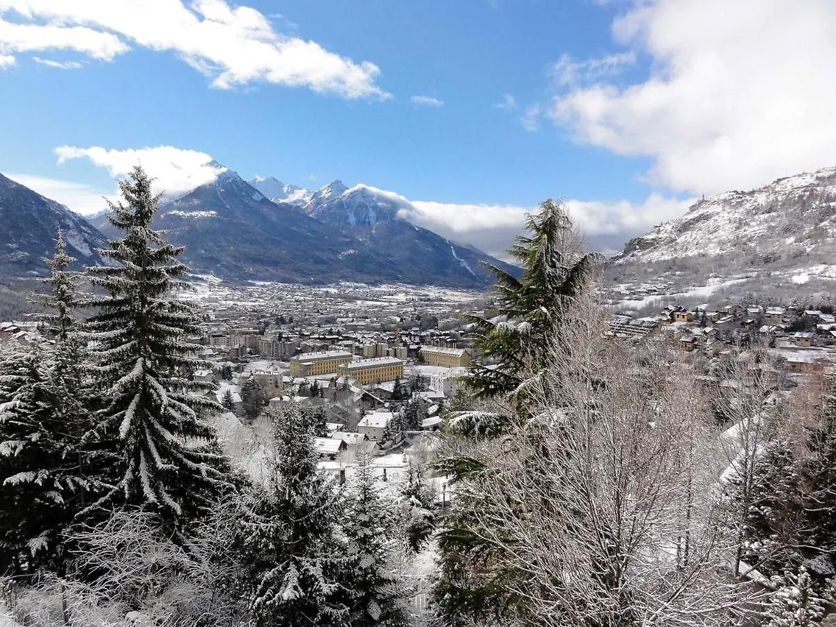 Apartment Bel Appartement 67M² 2 Chambres, Parking, Balcon Sud - Briancon - Fr-1-330C-72 France